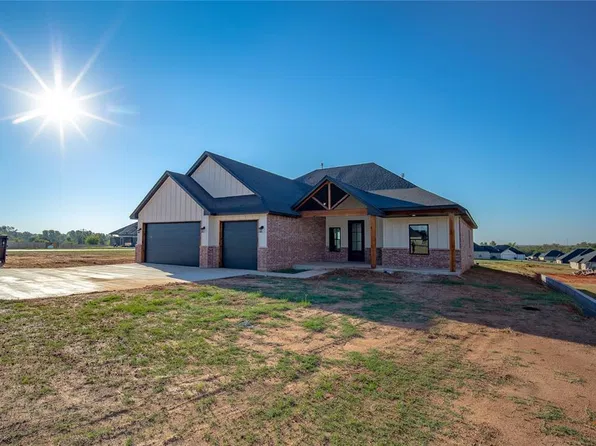2443 Wind River Cir, Blanchard, OK 73010