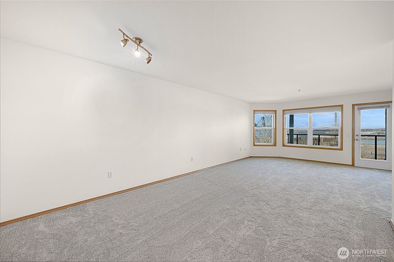 4th image of 705 N State Street #301