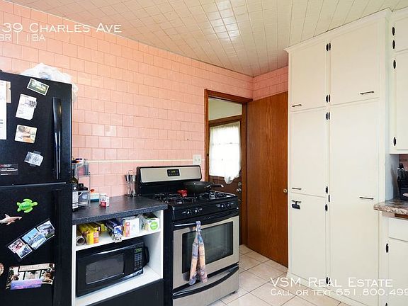 5th image of 839 Charles Ave
