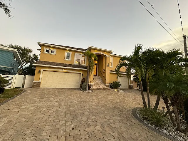 Building Photo - 14190 W Parsley Dr