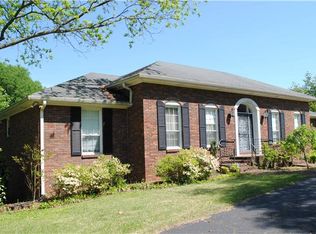 551 Carolyn Ln, Gallatin, TN 37066