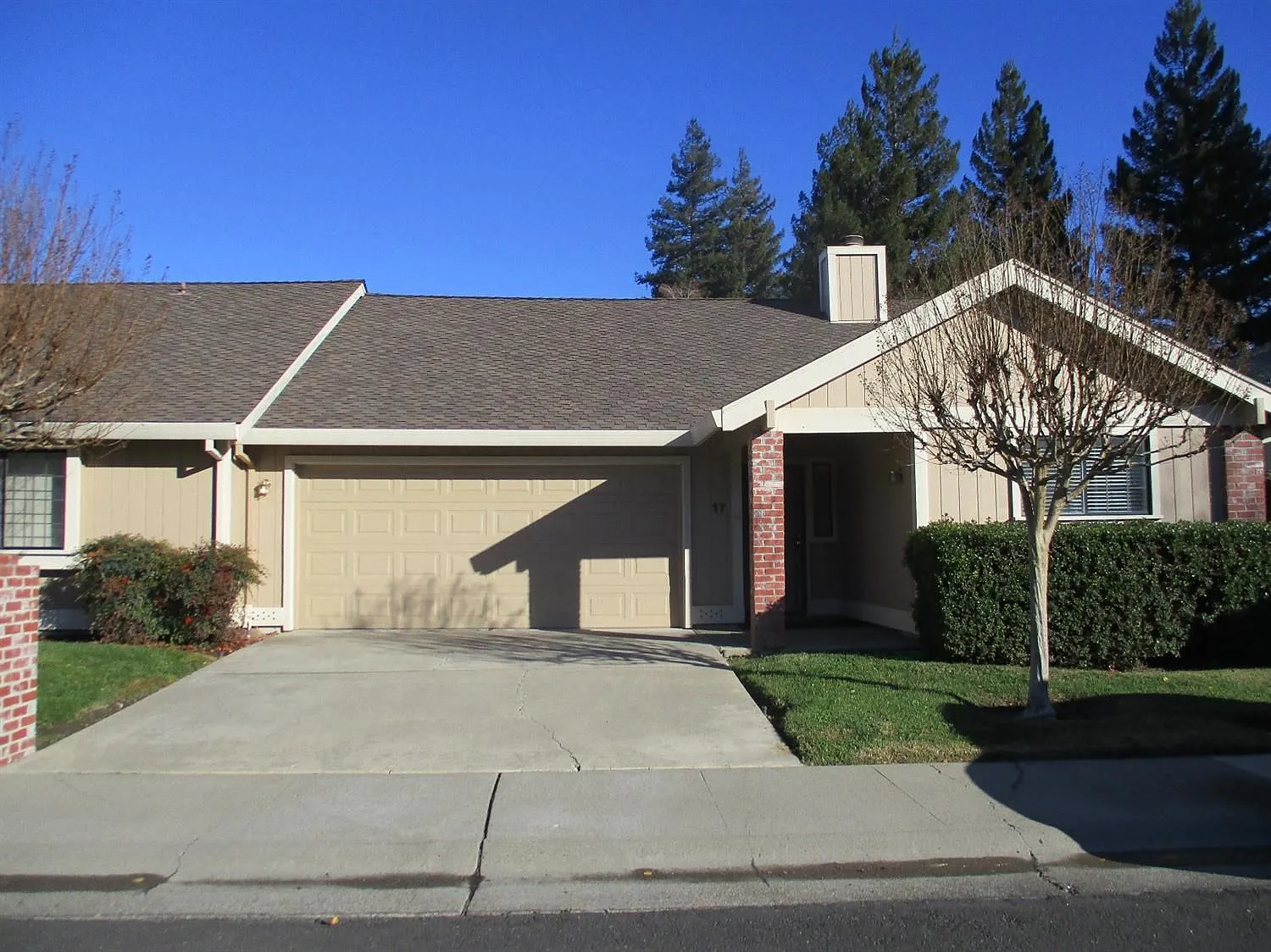 17 Los Gatos Cir photo 1