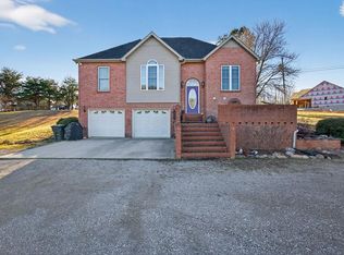 409 Westwood Dr, Sparta, TN 38583