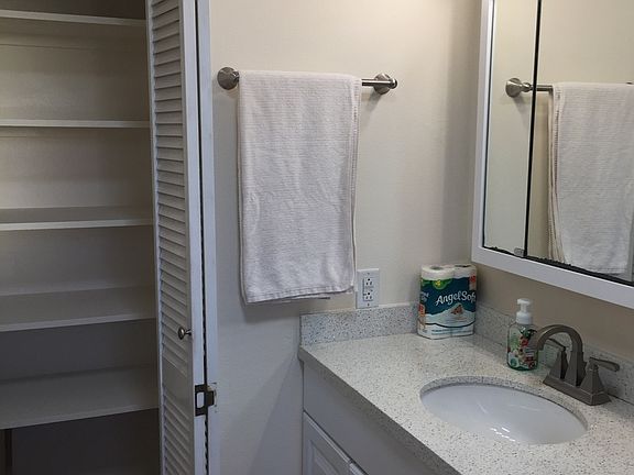 4th image of 3513 Nuuanu Pali Dr