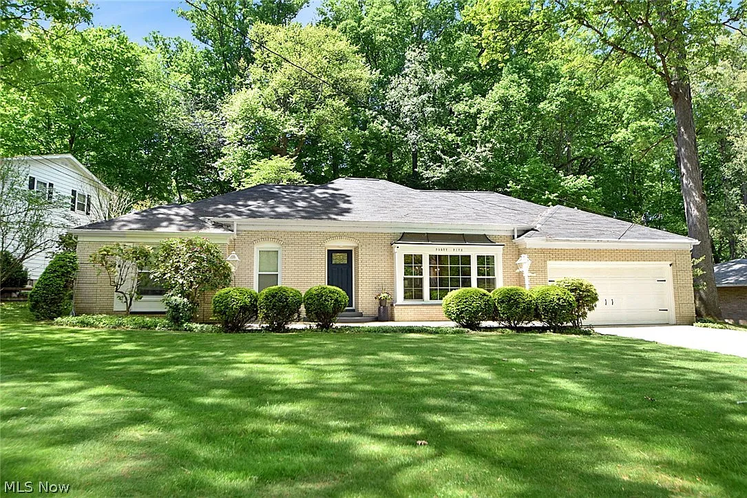 45 Guise Park Dr photo 1