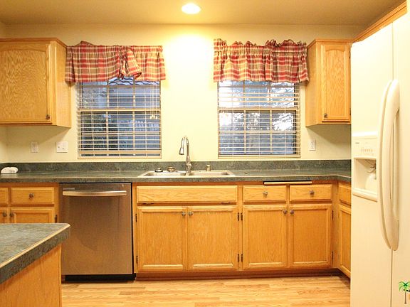 5th image of 57037 Juarez Dr