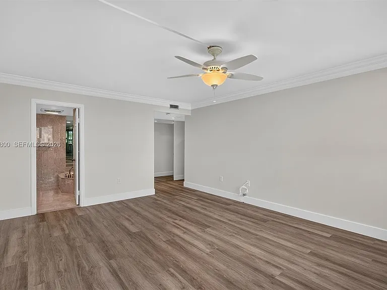 1 Grove Isle Dr #506 — Photo 33