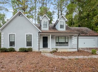 943 Pine Ridge Dr, Stone Mountain, GA 30087