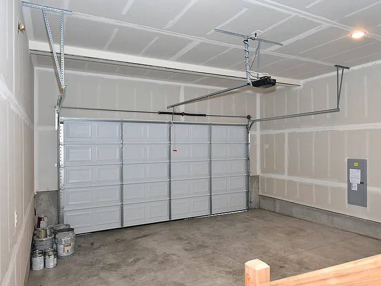 3625 NE Spruce Dr — Photo 12