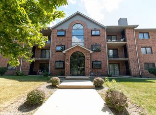 3727 W 214th Pl APT 1A, Matteson, IL 60443
