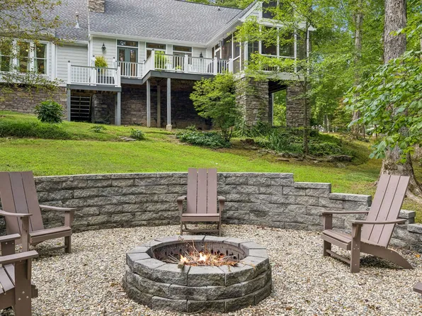 1006 Champion Hills Dr, Kingston Springs, TN 37082