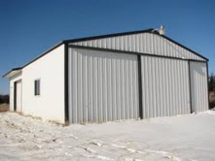 Pole Building