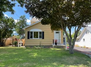 30 Grove Rd, Rocky Pt, NY 11778