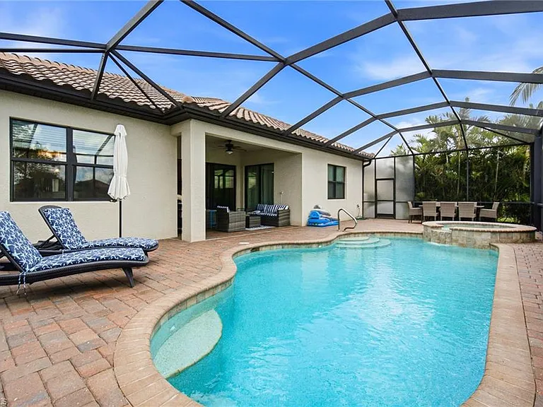 28086 Kerry Ct — Photo 35