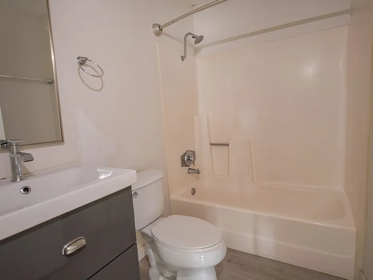 3509-15 Herman Ave — Photo 10
