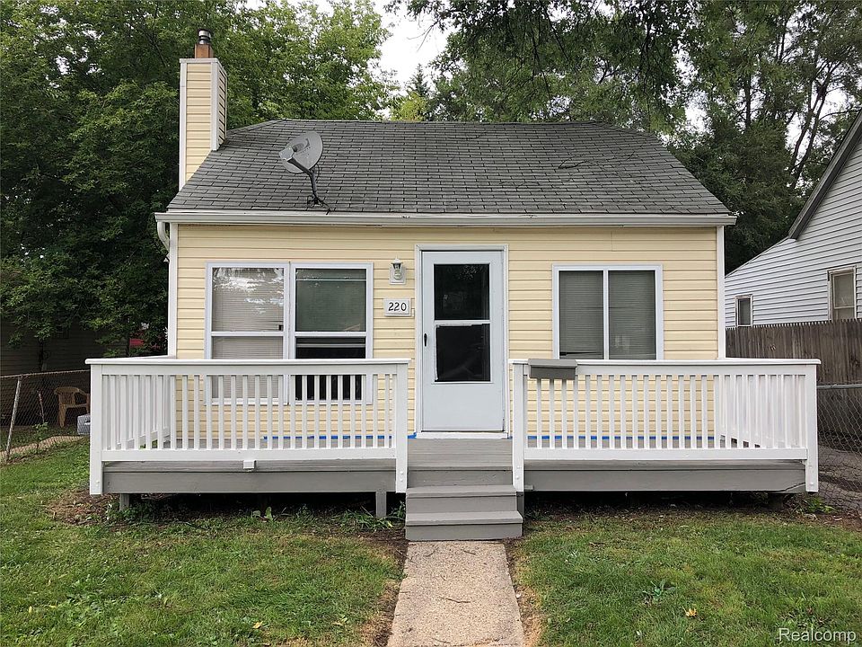 1st image of 220 W Columbia Ave