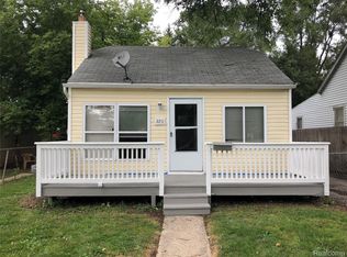 220 W Columbia Ave, Pontiac, MI 48340