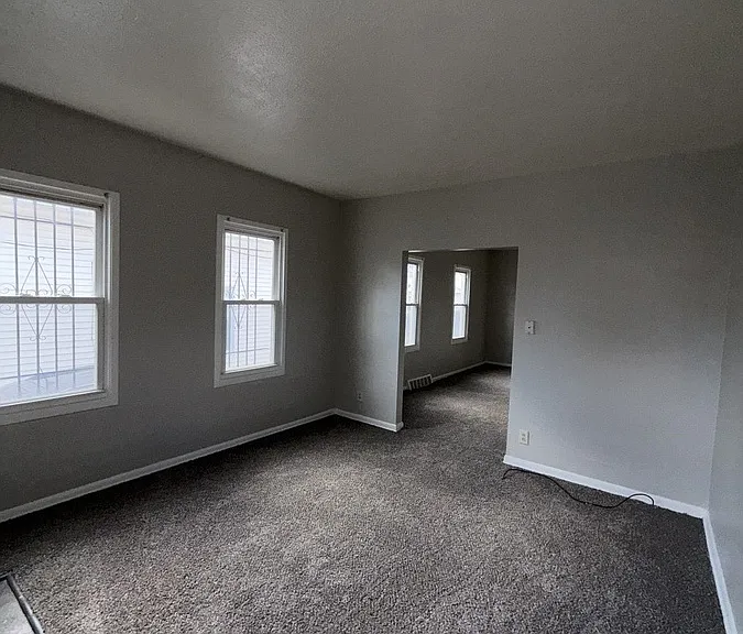 3417 Storer Ave — Photo 2