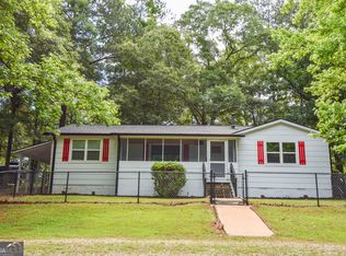 190 Hudgen Rd, Newnan, GA 30265