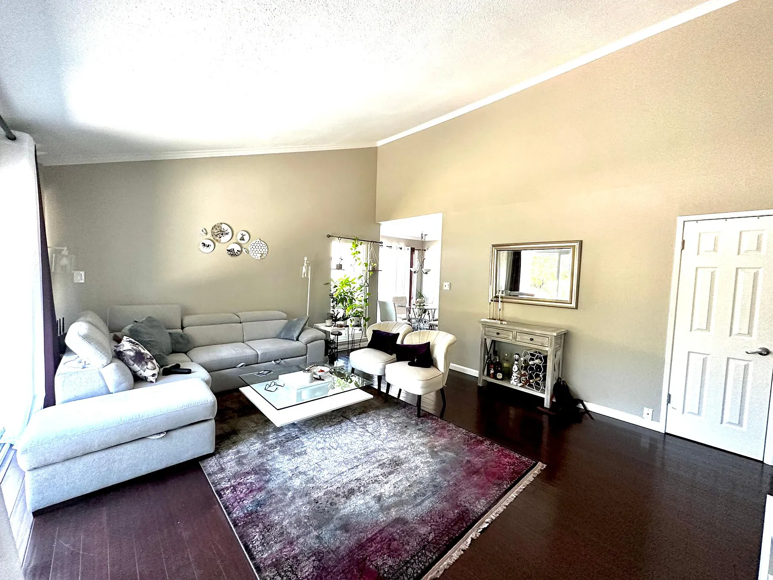 2 bed, 915 sqft, $2,800 — Photo 3