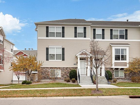 2nd image of 336 Jolly Ln NE
