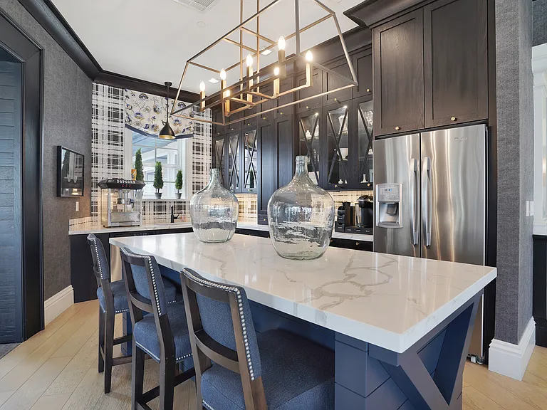 Draper Village Apartments — Photo 6