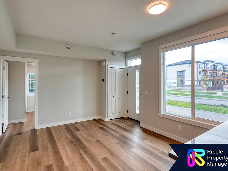20938 Seton Way SE — Photo 4