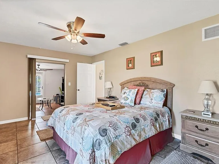 4154 Jennings Blvd — Photo 16