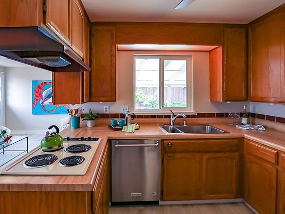 5th image of 1186 Crandano Ct