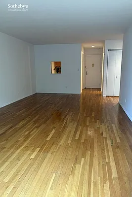 Rented by Sotheby's International Realty | media 17