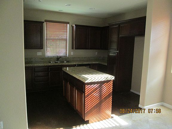 4th image of 501 Candela Cir