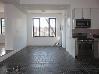 Rented by Rennit Inc.