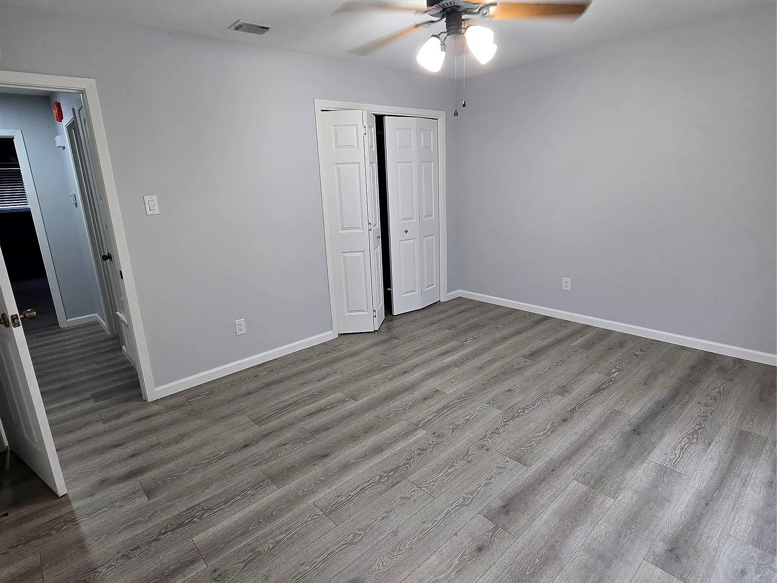 2 bed, 2.0 bath, 2111 sqft, $1,800 — Photo 1