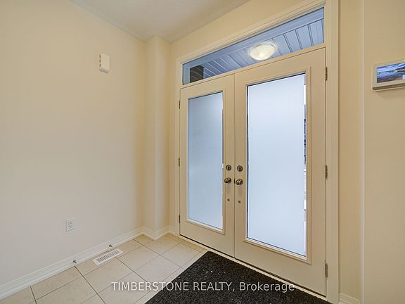 3rd image of 2907 Nakina St