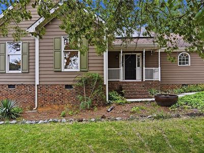4890 Chimney Springs Dr, Greensboro, NC, 27407