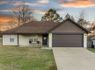 621 Adams Vineyard Rd, Benton, AR 72015