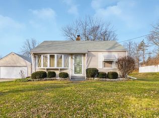 5121 N Hamilton Rd, Peoria, IL 61614