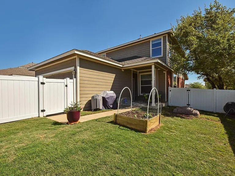 801 Brazos Bend Dr — Photo 46