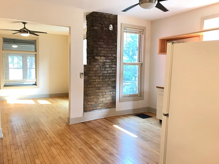 231 W 33rd St #1 — Photo 6