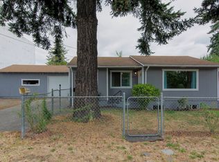 8227 NE Hancock St, Portland, OR 97220
