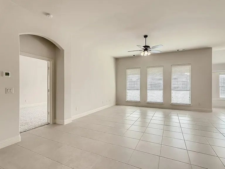 3216 Creekhaven Dr — Photo 16