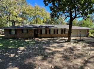 4450 Tena Dr, Memphis, TN 38128