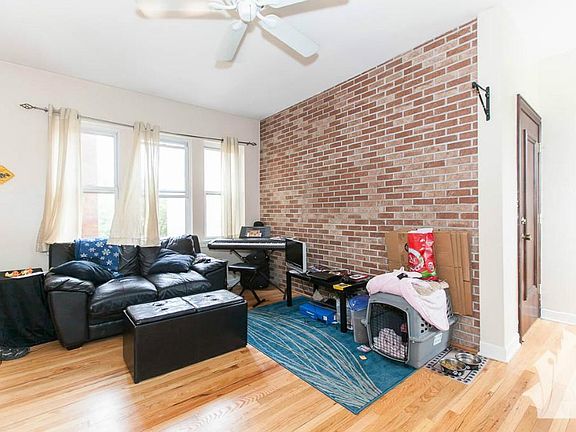 2nd image of 4421 N Whipple St APT 2A