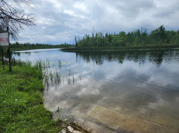 8778 Ross Rd, Cheboygan, MI 49721