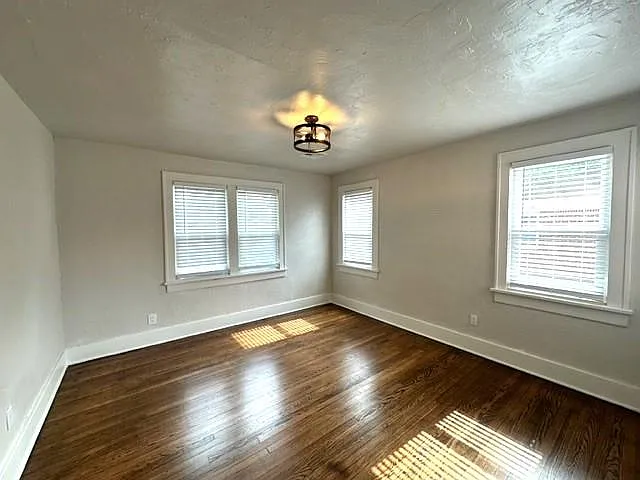 2905 NW 19th St — Photo 12