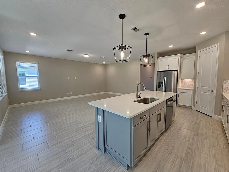 340 Birkdale Dr — Photo 6
