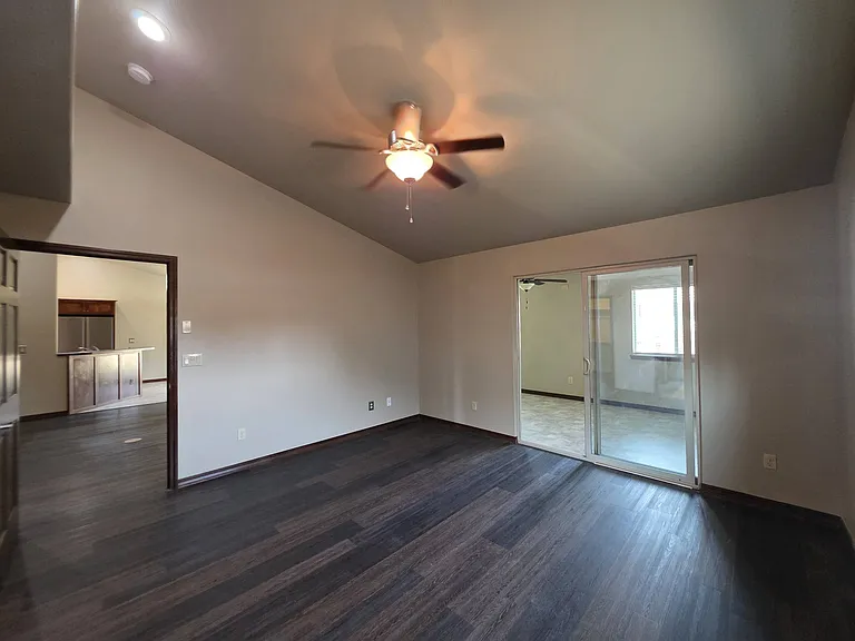 1523 Sacajawea Ave — Photo 19