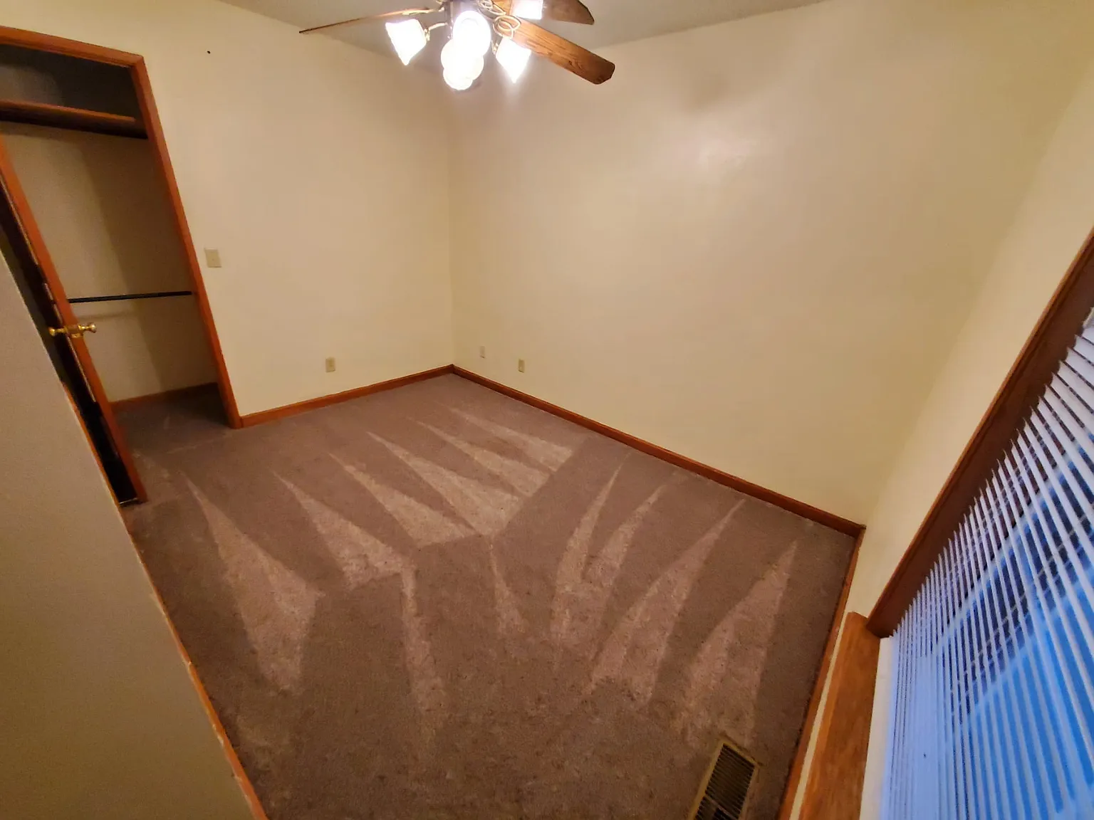 2 bed, 795 sqft, $700 — Photo 3