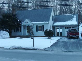 156 Oxford Rd, Oxford, CT 06478