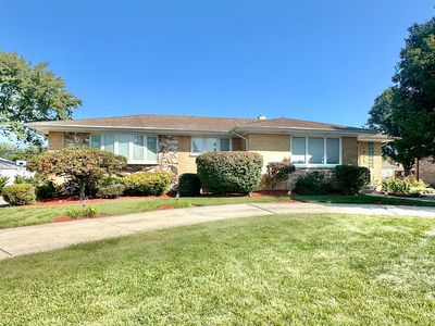 4935 N Sunrise Ln, Harwood Heights, IL, 60706